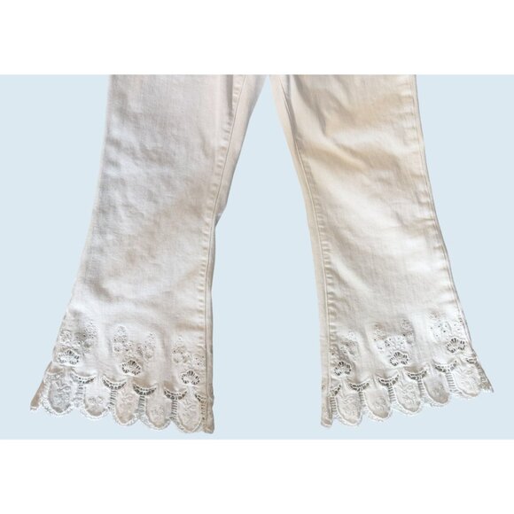 ANTHROPOLOGIE / PILCRO High Rise Embroidered Flare White Size  30 - Picture 3 of 8